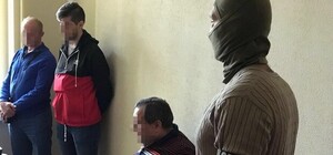 Попались на горячем: двух судей Днепра задержали на передаче взятки