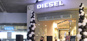 DJ, Martini и подарки: в Днепре открылся новый магазин Diesel
