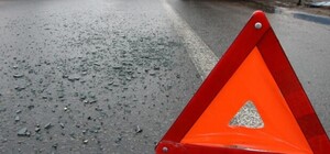 Фотофакт: под Симферополем КамАЗ врезался в маршрутку с пассажирами