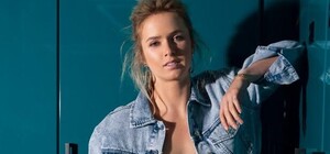 Откровенно: теннисистка Элина Свитолина впервые разделась для мужского журнала