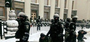 Все, что нужно знать о зачистке палаточного городка на Грушевского, где обнаружен 