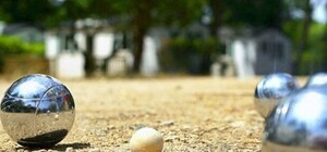 Дізнайся де: у Львові відкрили професійний майданчик для гри в петанк