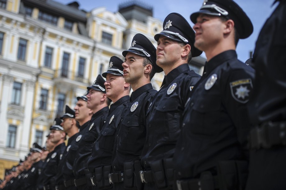 Новость - События - Готовимся к провокациям: на майские праздники полицейские и спасатели Одессы будут работать усиленно