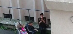 Шокуюче відео: у Львові наркомани кололился на очах у власної дитини