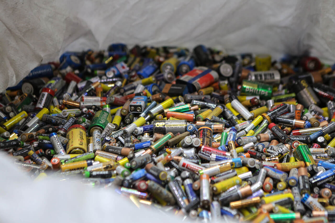 Новость - Общество - Не в мусорник:10 мест в Одессе, куда можно сдать использованные батарейки