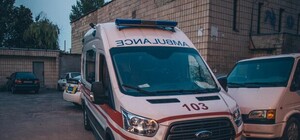 На Святошино женщина повесилась с плюшевым мишкой в руках