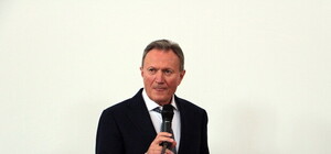 Отсутствие зарплат и война в ОНМедУ: Гройсману написали коллективное письмо от лица медуниверситета