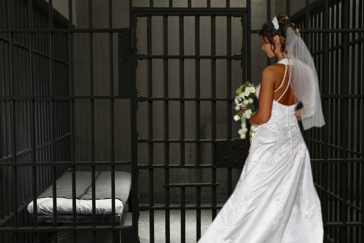 Новость - События - Любовь за решеткой: в скандальной одесской колонии заключили сразу три брака