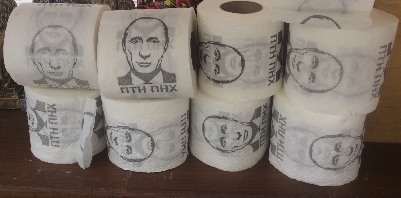Новость - Общество - Не Италия: дочь Орнеллы Мути шокирована туалетной бумагой с изображением Путина в Одессе