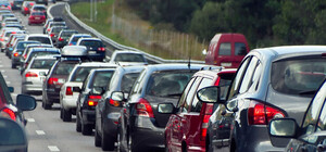 Планируй время: на Новом и Старом мостах огромные пробки