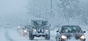 Снегопад и метель в Одессе: горожан просят оставаться дома и не пользоваться личным транспортом