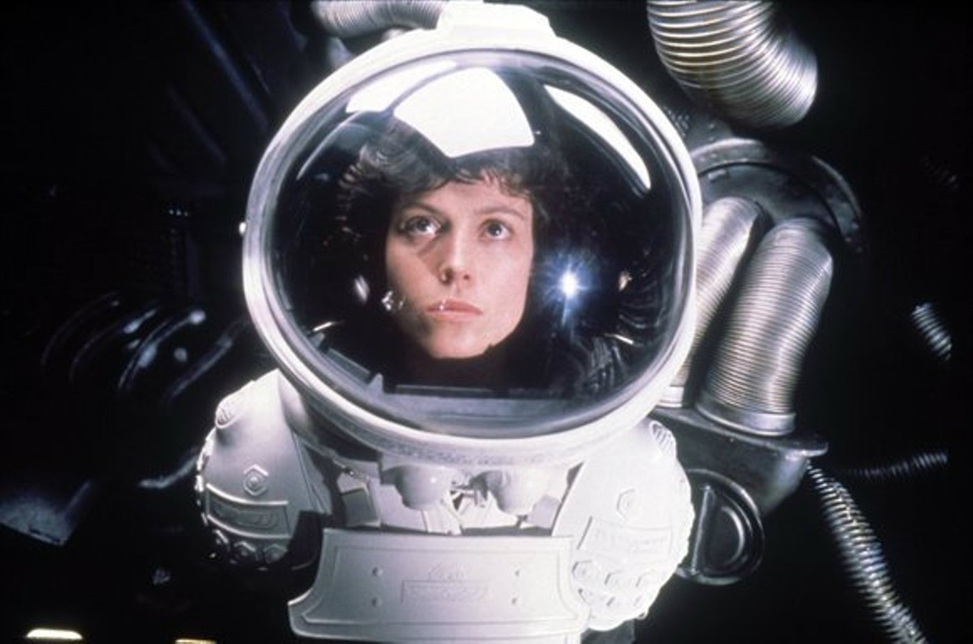 NASA отправит в космос первый женский экипаж / Кадр из фильма "Чужой"