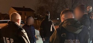 5 000 долларов: в Харькове майор полиции попался на взятке