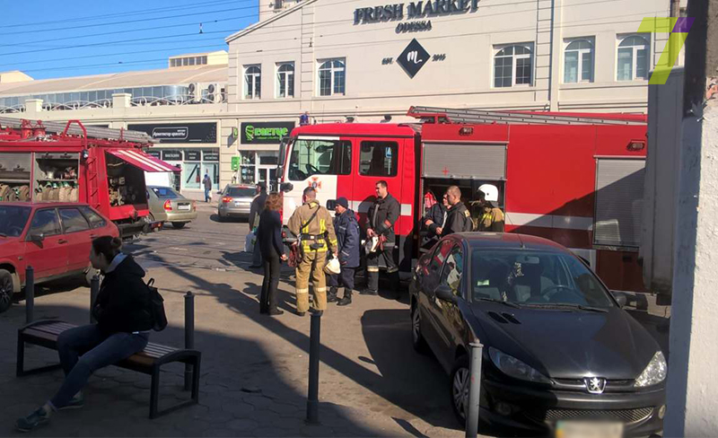 Новость - События - Возле Привоза из-за пожара заблокировано движение трамваев: что случилось