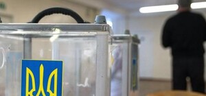 Первые нарушения и открытия участков с опозданием: как начался день выборов в Запорожье и области