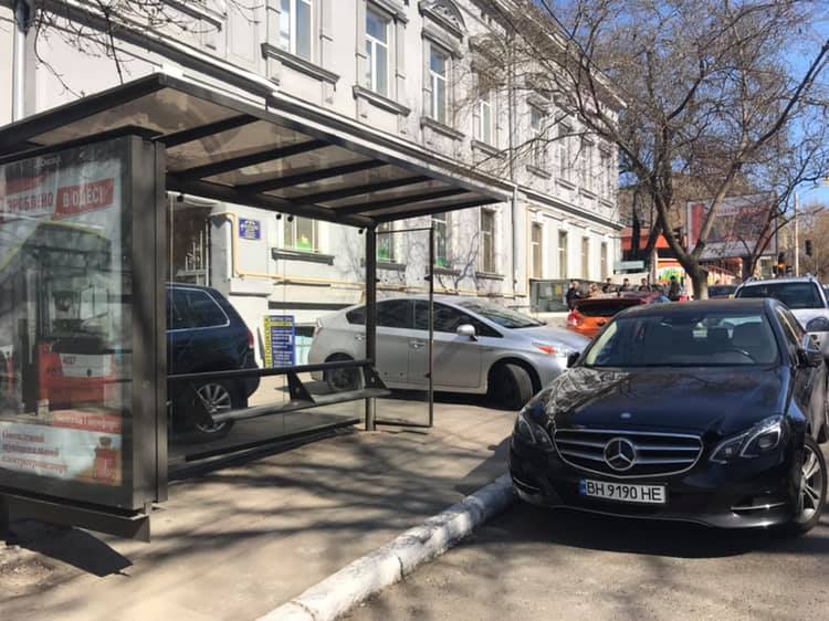 Подборка автохамов Одессы в конце марта 2019 года: фоторепортаж