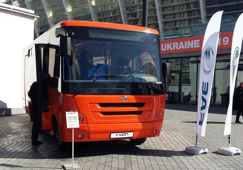 Новость - События - Поедешь на Иване: ЗАЗ представил новый автобус