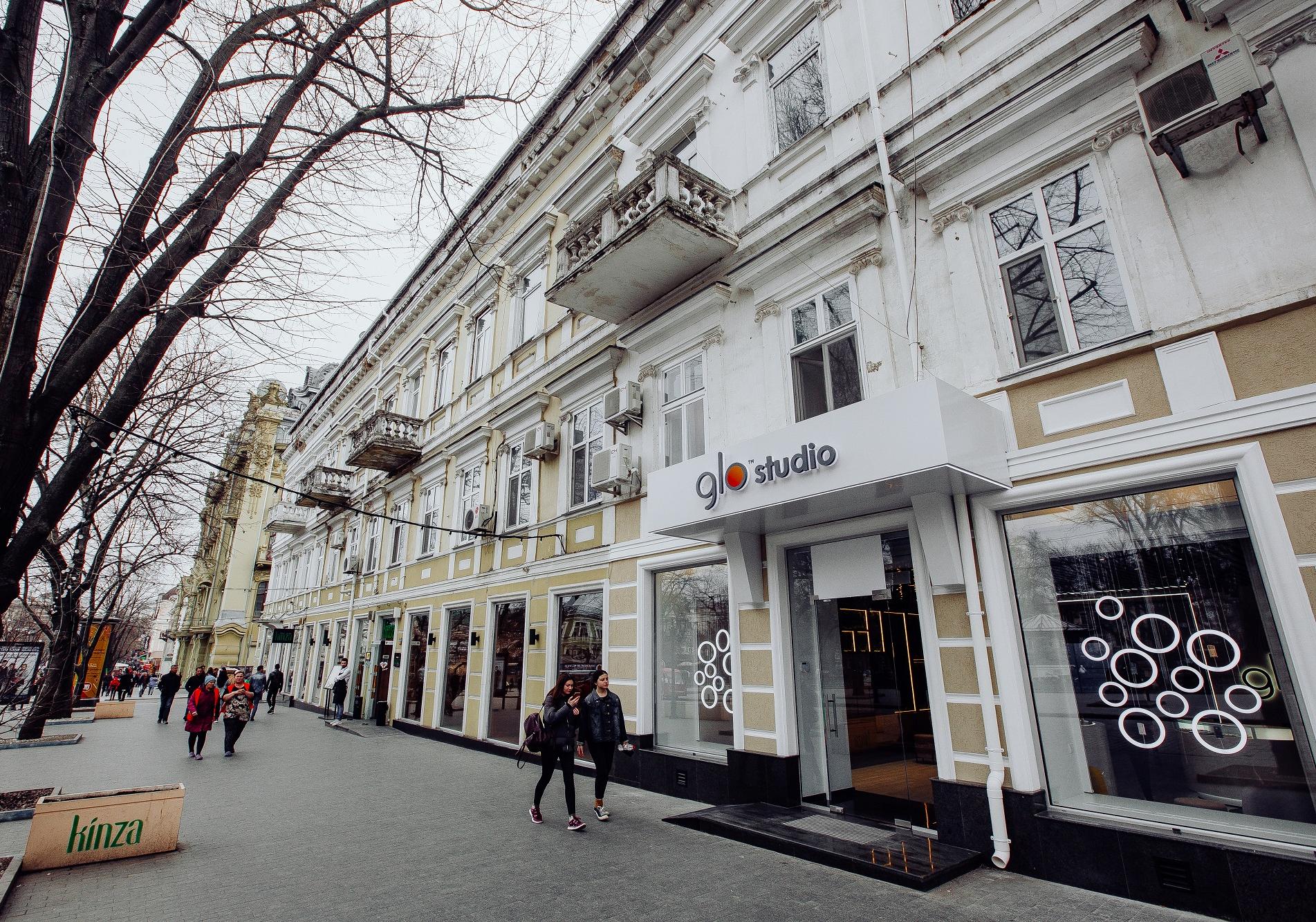 Новость - Досуг и еда - В Одессе открылся самый большой в Украине магазин glo™