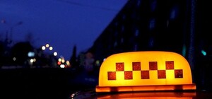 Двое против четверых: в Харькове нацгвардейцы спасли таксиста  от смерти