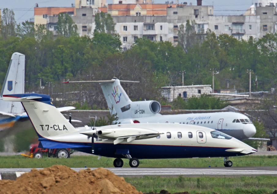 Новость - События - Небесный "Феррари": Одессу посетил необычный самолет
