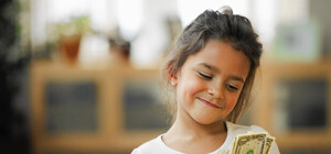 Не давайте деньги: в Одессе родители попрошаек зарабатывают по 10 тысяч в месяц