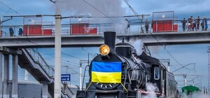 С фронтовыми песнями: 8 мая из Харькова отправится ретро-поезд