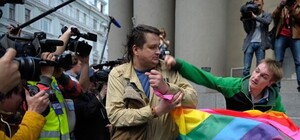 Туда не суйся: на Подоле напали на сторонников ЛГБТ-движения