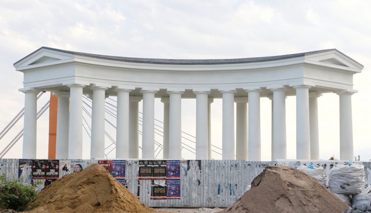 Как сейчас выглядит Воронцовская колоннада. Фото Александра Тонкошкура, УСИ