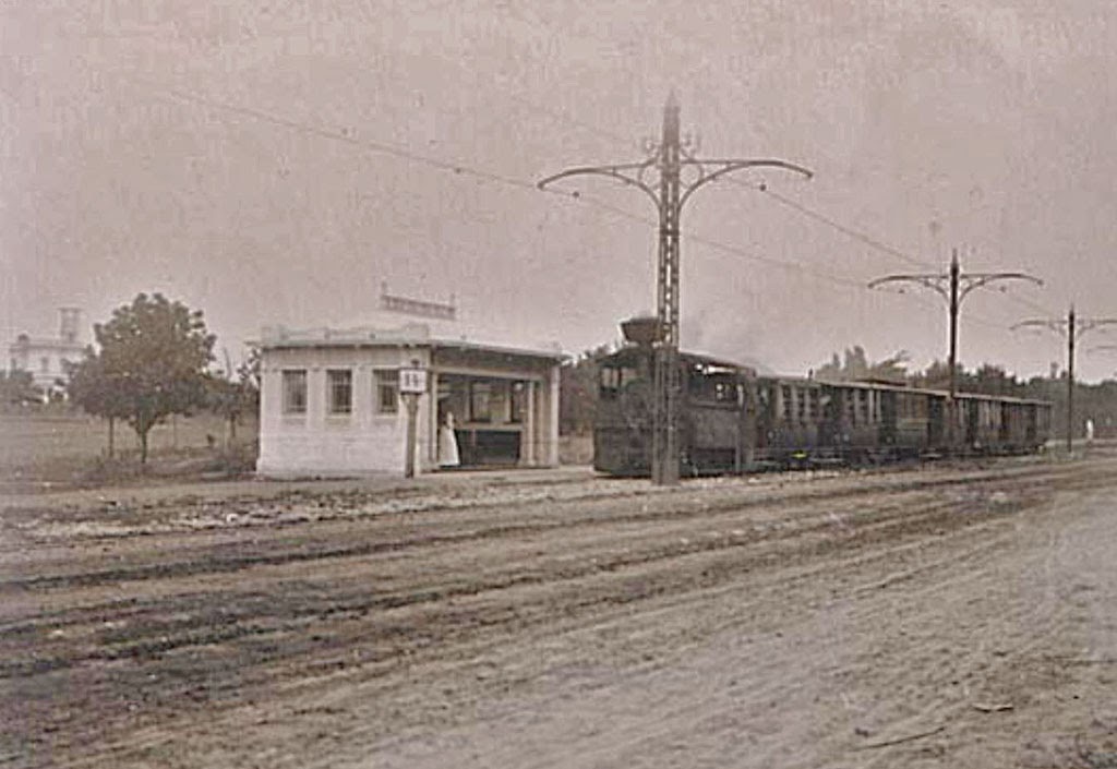Павильон на 14-й станции Фонтана, 1918 год. Фото Крикор Магникиан


