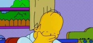 Взяли на память: двое парней украли украшение из парка Шевченко