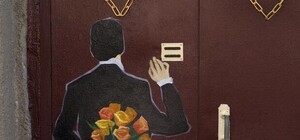 Бери пример: одесский пенсионер превратил свой двор в арт-пространство