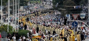 В Крестном ходе в Киеве примет участие около 20 тысяч верующих: где пройдут мероприятия