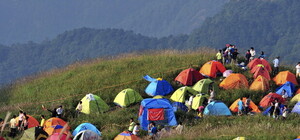 Получи ответ: можно ли жить на набережной в палатках