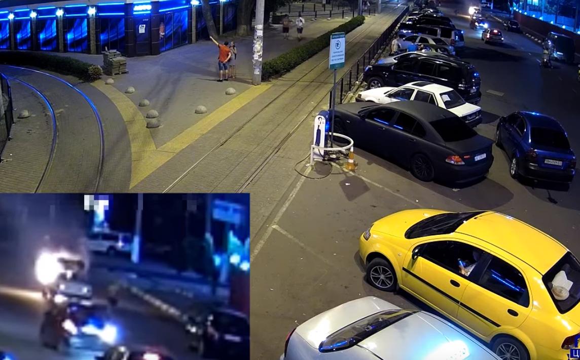 В Одессе на ходу загорелась машина Кадр из видео