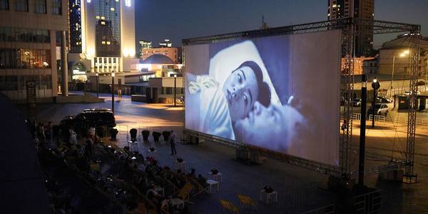 Киноманам на радость: на НСК 