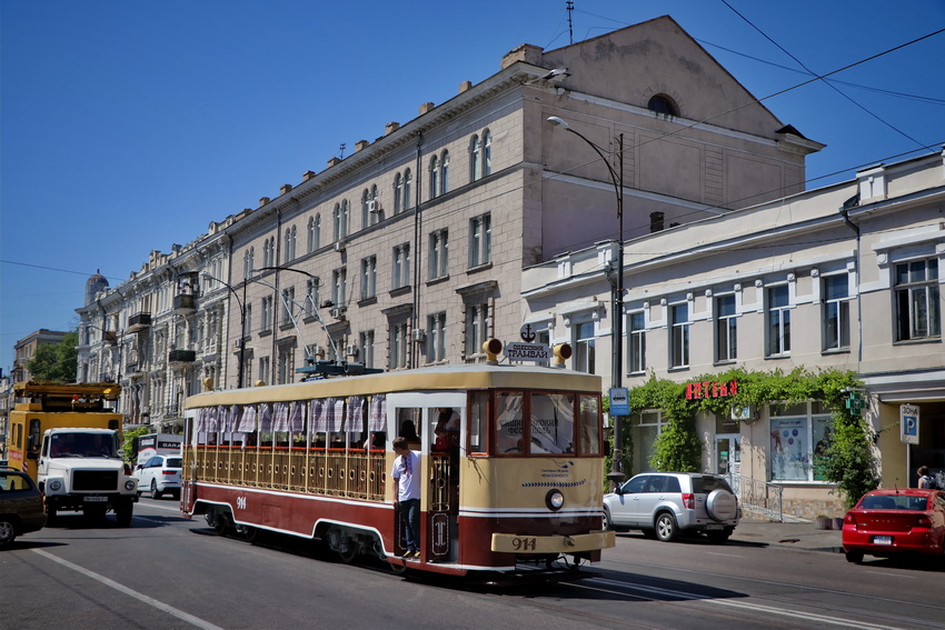 Ретро-трамвай Фото: traffic.od.ua