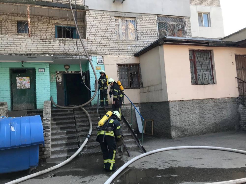 В Одессе на поселке Котовского горел жилой дом Фото: ГСЧС