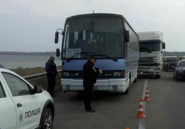В Одесской области произошло еще одно ДТП с большегрузом и автобусом Фото: Нацполиция 