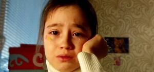 Оказалась не нужной родителям: брошенная девочка просила помощь у адвоката