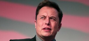 Впереди планеты всей: в Донецке с пафосом презентовали таксофон с вайфаем