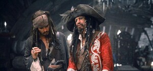 Йо-хо-хо, и пачка поп-корна: где смотреть фильмы и сериалы после закрытия пиратских кинотеатров