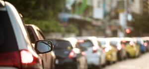 Авария на Старом мосту: образовалась огромная пробка