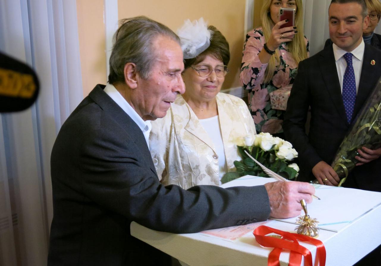 Спустя 60 лет одесские супруги обновили брачные обеты Фото: Думская 