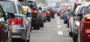 Будь внимателен: в центре города образовалась большая пробка