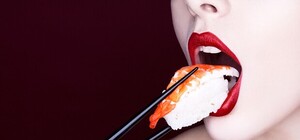 Сравниваем цены: где и за сколько в Харькове можно заказать суши