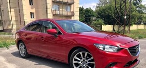 Вернулась к владельцу: угнанная Mazda, на которой катались полицейские из Харькова, нашлась
