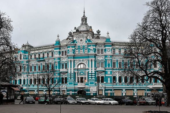 Одесский краевед представил дом Руссова в нескольких расцветках Фото: Евгений Сокольский