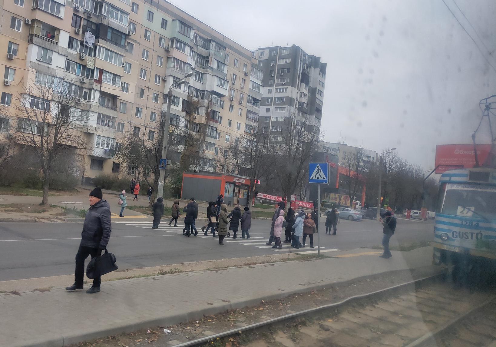 Протестующие перекрыли Люстдорфскую дорогу Фото - Иван Бошку