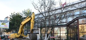 В Симферополе сносят 