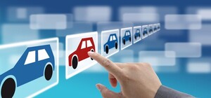 8 тысяч за документ: в Харькове патрульный продавал поддельные автономера